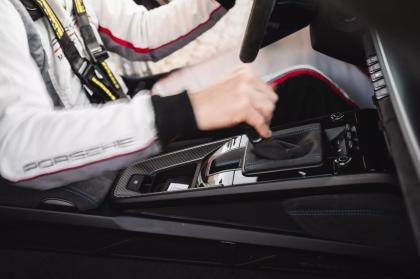 Η Porsche 911 GT3 έγινε το ταχύτερο manual αυτοκίνητο στο Nurburgring